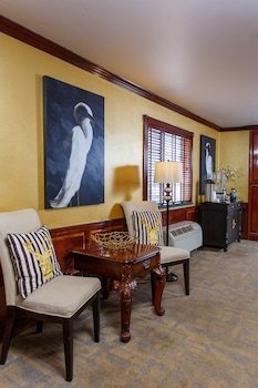 Hotel Airport Settle Inn