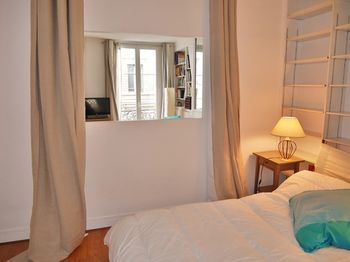 Apartments - Into Paris