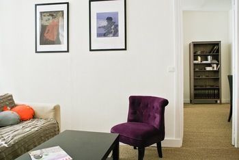 Apartments - Into Paris