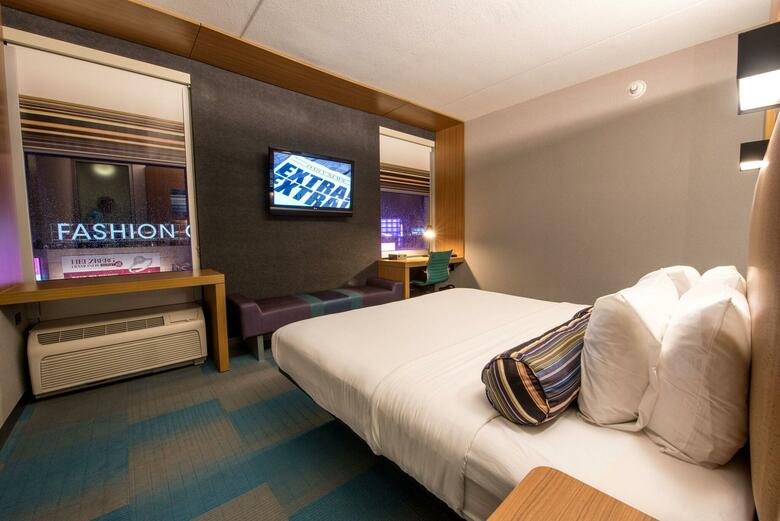 Hotel Aloft Chicago O'hare