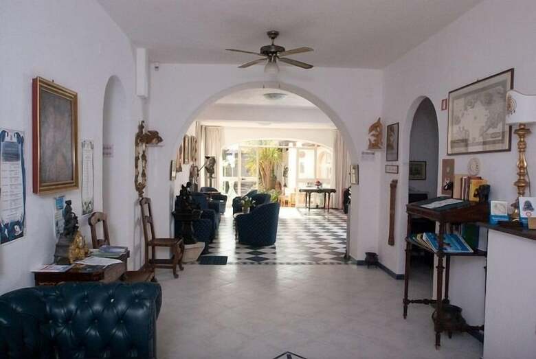 Hotel Corona