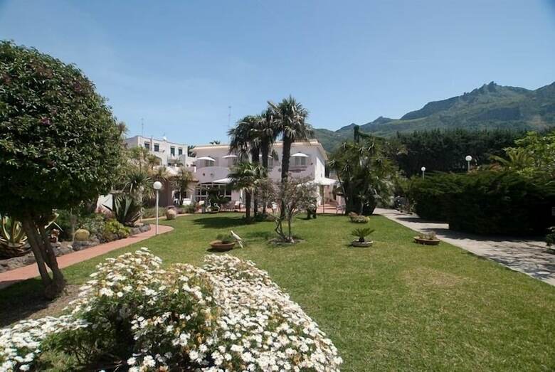 Hotel Corona