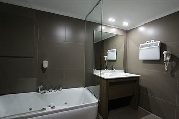 Hotel Di Tania
