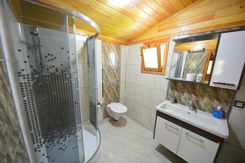 Lemon Garden Lodge