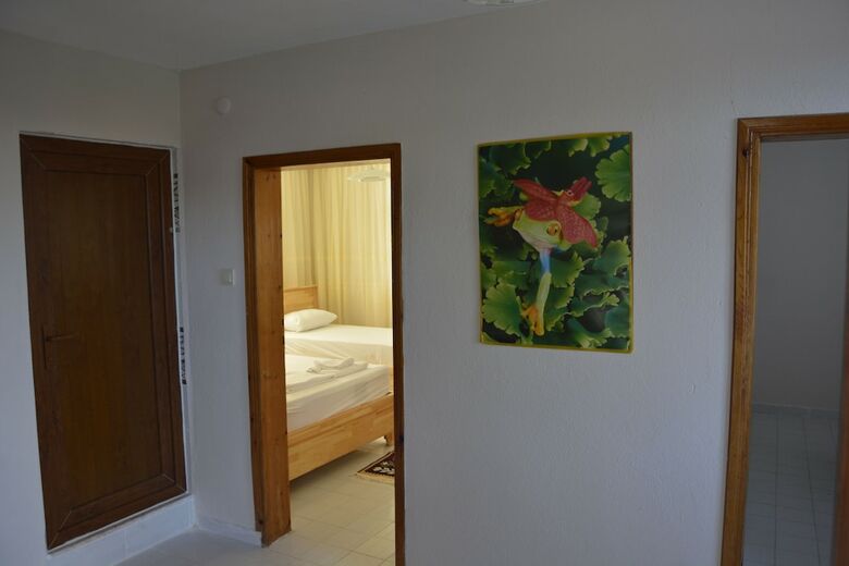 Lemon Garden Lodge