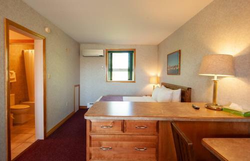 Hotel Dutch Inn