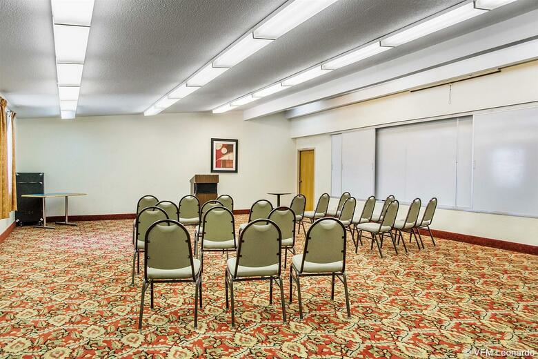 Hotel Quality Inn & Suites