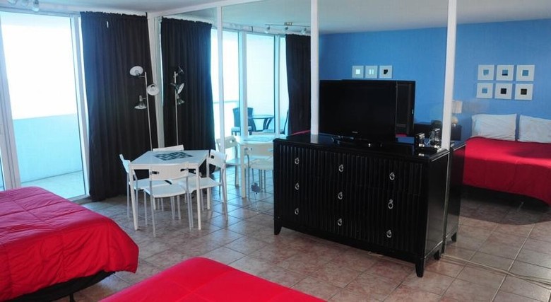 Aparthotel Dw Oceanfront Resort