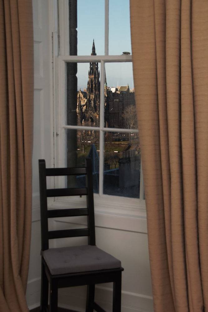 Stay Edinburgh City Apartments