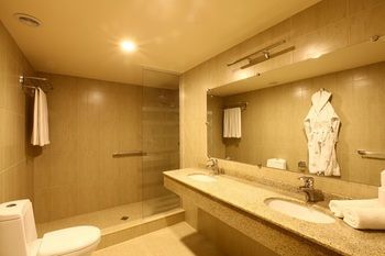 Nairi Hotel