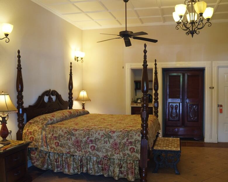 Hotel Four Seasons