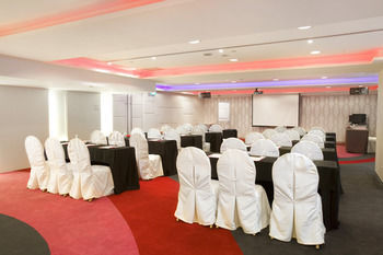 Hotel Re