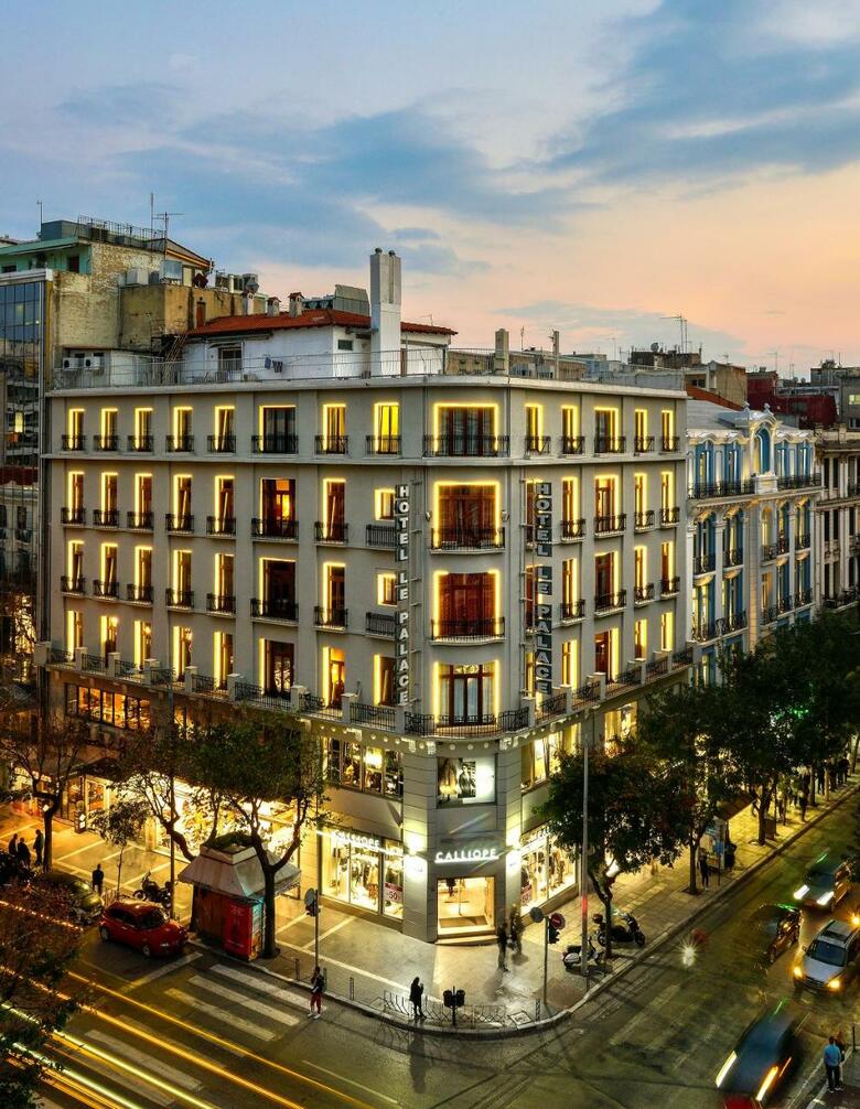 Hotel Le Palace