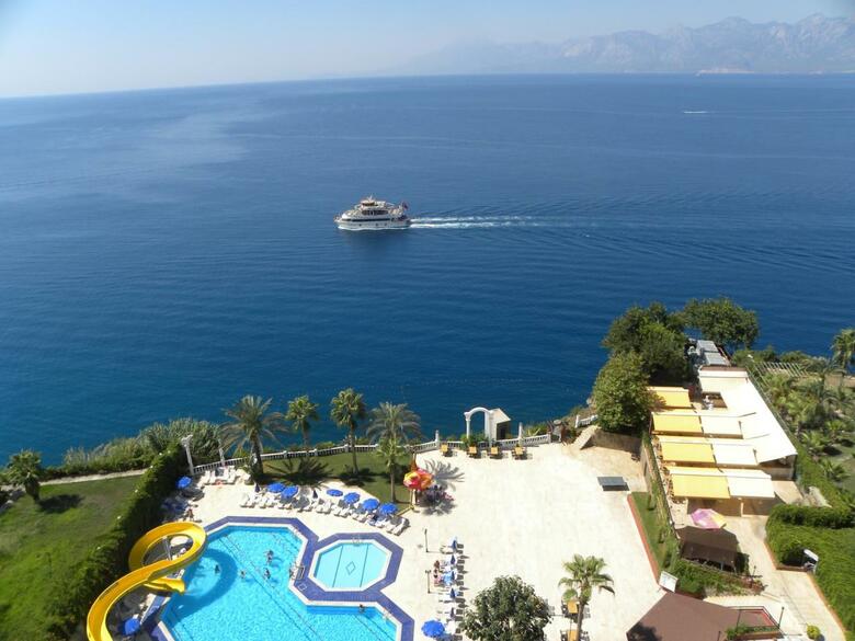 Hotel Adonis