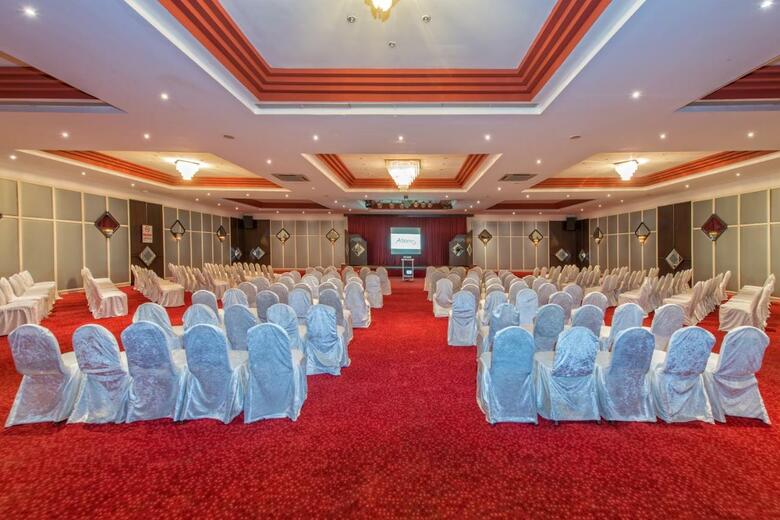 Hotel Adonis