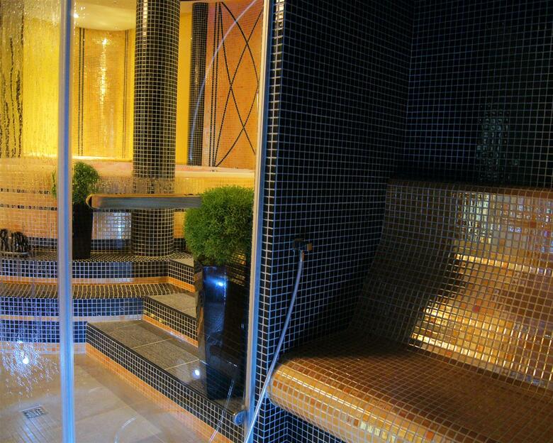 Best Western Plus Business Faltom Hotel