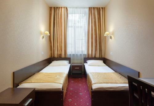 Hotel By The Hermitage