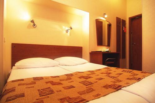 Hotel By The Hermitage