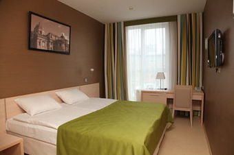 Diplomat Hotel