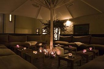 Hotel Flora