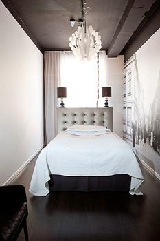 Hotel Flora