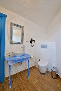 Bay C Hotel
