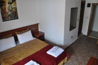 Longhouse Inn Hotel
