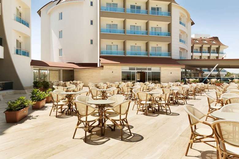Hotel Ramada Resort Side