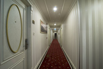 Halifaks Hotel