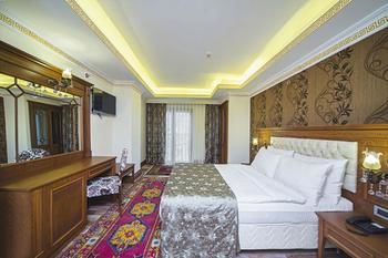 Lausos Palace Hotel