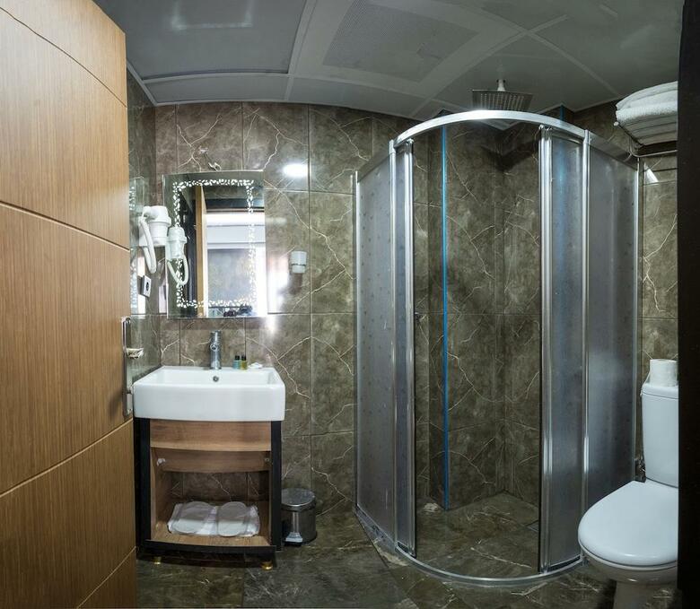 Vizyon City Hotel