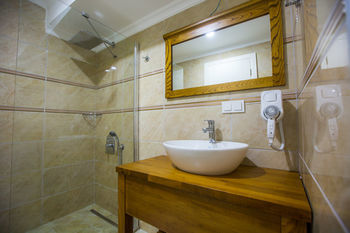 Infinity Boutique Hotel