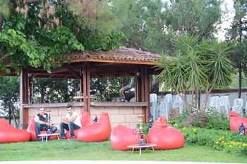 Larissa Club Saphire Hotel