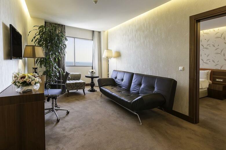 Ramada Hotel And Suites Istanbul Atakoy