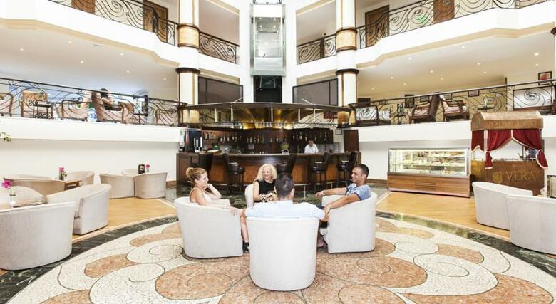 Hotel Vera Stone Palace