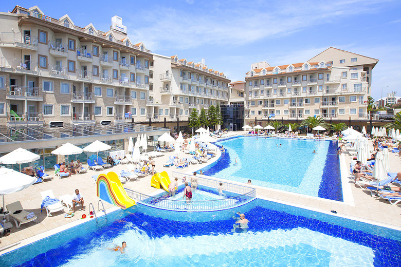 Diamond Beach Hotel