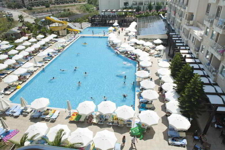 Diamond Beach Hotel