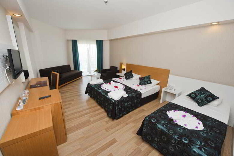 Diamond Beach Hotel