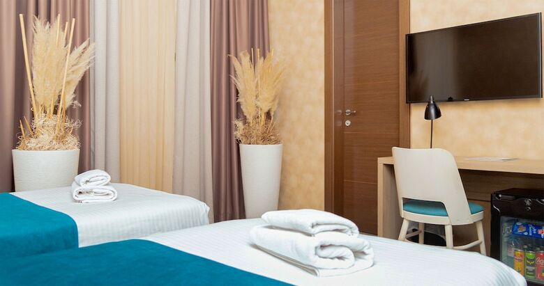 Hotel Mint