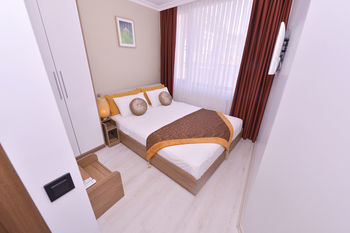 Oliva Hotel
