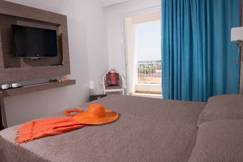 New Famagusta Hotel