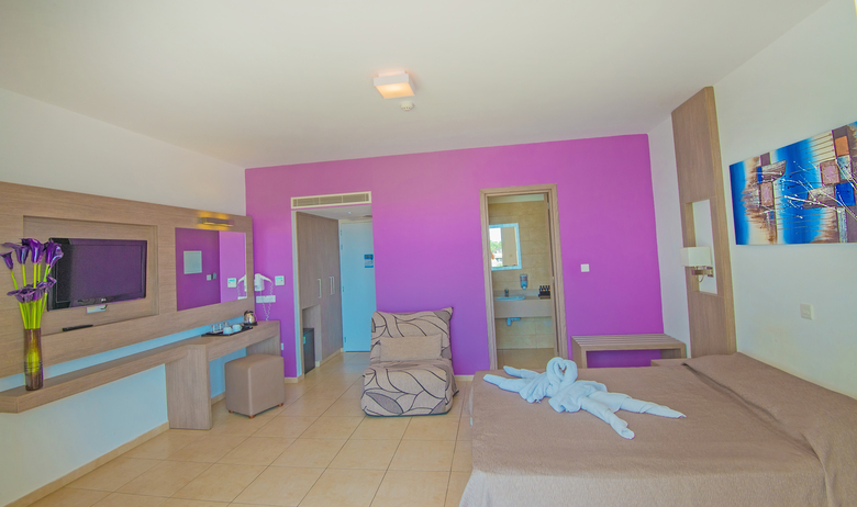 New Famagusta Hotel