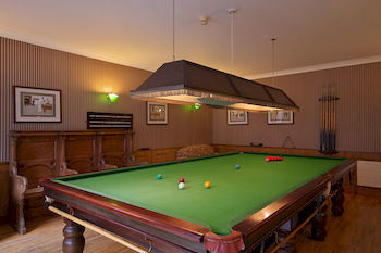 Delphi Lodge Hotel