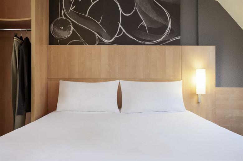 B&B Hotel Orly Rungis A�roport