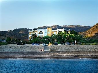 Hotel Sarikampos Beach