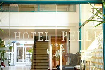 Pelli Hotel