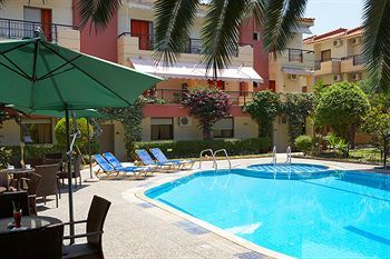 Pelli Hotel