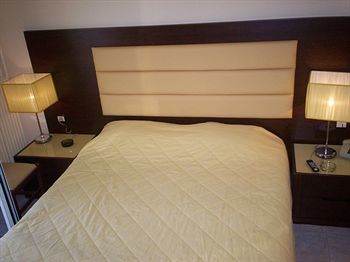 Hotel Lefkadi