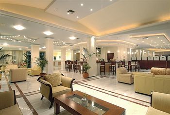 Hotel Selini Suites