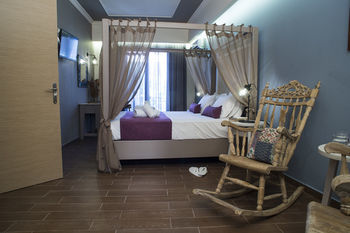 Hotel Elia Potie Studios